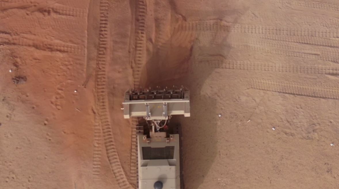 La machine à déminer utilisée au Tchad par Handicap International; }}